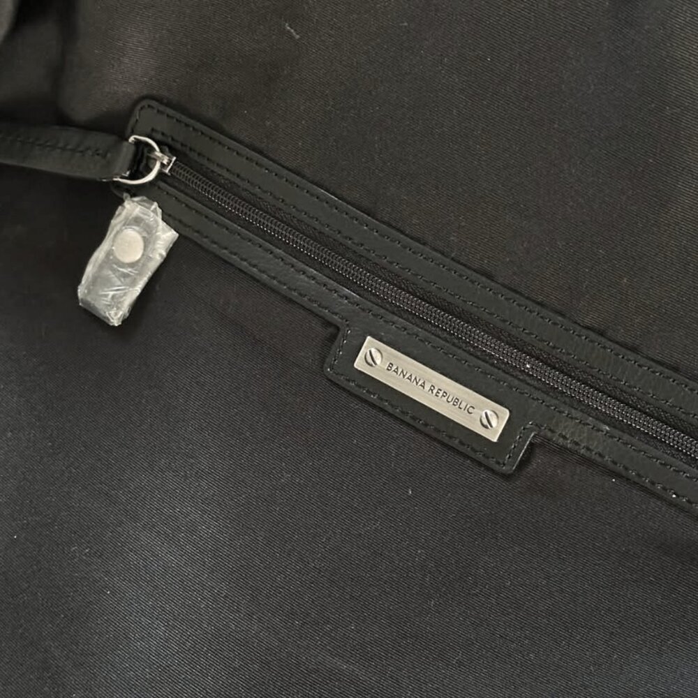 Banana Republic Weekender Duffle Bag - Picture 6 of 7